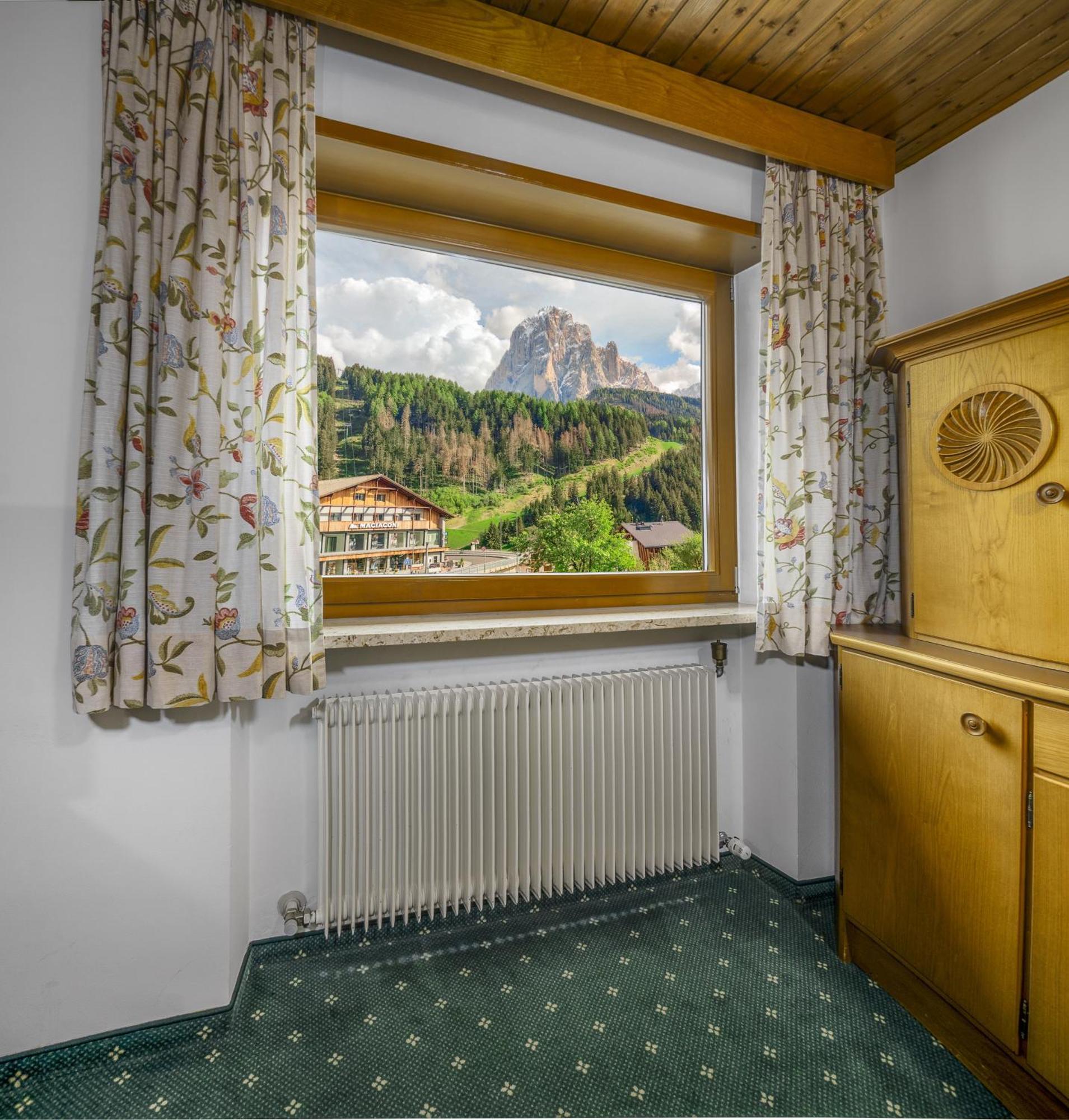 Cesa Panaval Apartments Santa Cristina Val Gardena Екстер'єр фото